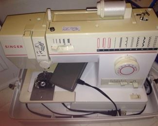 Easy thread Singer sewing machine