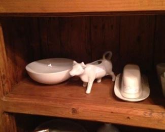 Cow creamer and other stoneware 
