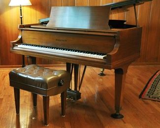 2nd piano view