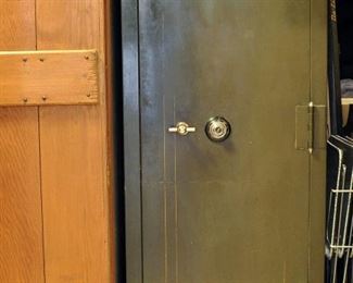All Steel combination safe with fitted interior that can be easily removed to turn it into a gun safe (see interior on our website)