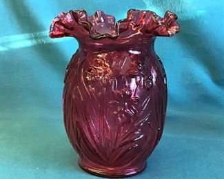 Fenton Daffodil Cranberry Vase. 