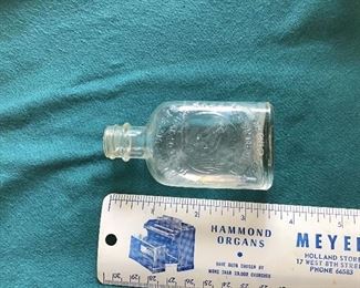 Humphrys Homeopathic Veterinary Bottle.