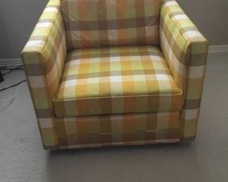 Vintage Henredon  Upholstered Arm Chair.