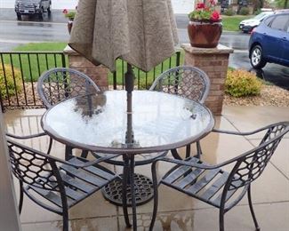 OUTDOOR PATIO SET