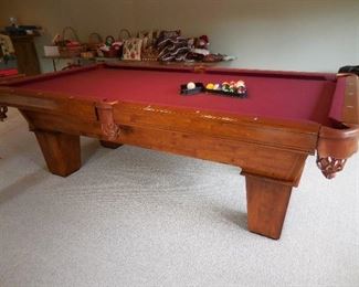 Kasson pool table & accessories