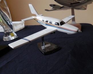 Desk model Piper airplane