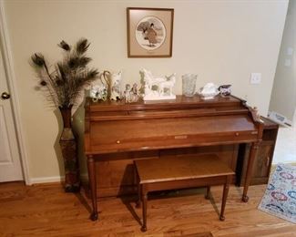 BALDWIN PIANO and Bench