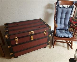 Refurbished trunk
Rocker