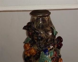 Ceramic lamp with fruit theme