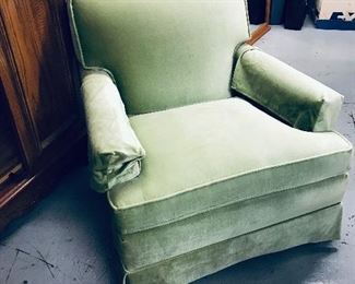 Nice over stuffed ladies arm chair - could be Drexel