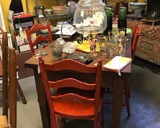 4 painted ladder back chairs and nice oak kitchen table