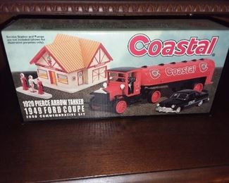 Coastal 1920 Pierce Arrow Tanker & 1949 Ford Coupe