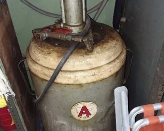 Alemite Pressurized Portable Oil Drain