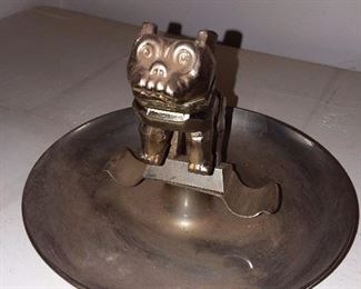 ORIGINAL MACK BULL DOG TRUCK ASHTRAY