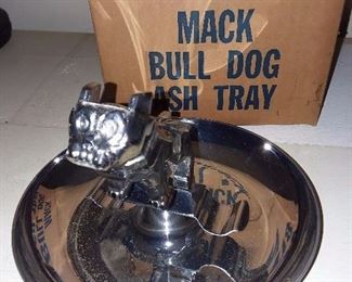 ORIGINAL MACK BULL DOG TRUCK ASH TRAY W/ ORIGINAL BOX!