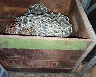 Chains & Dellwood Milk Crate