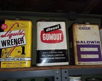 Assorted Oil Cans
