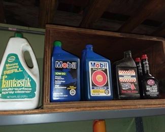 Assorted Motor Oil