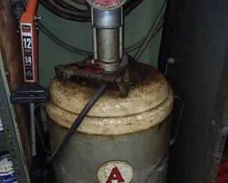 Alemite Pressurized Oil Drain