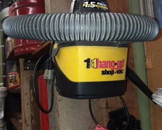 1x1 Hang-Up Shop Vac