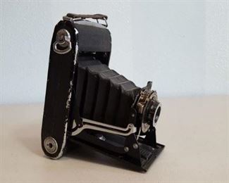 Fold-out Camera – Zeiss Ikon