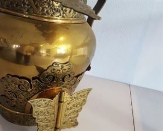 Huge brass Chinese teapot w/ dragons and foo dogs