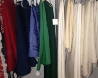 Tablecloths in various colors