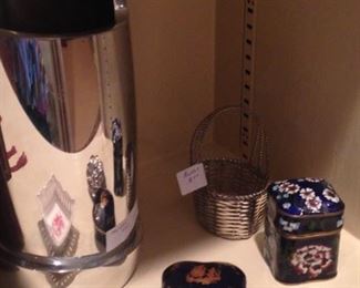 More small boxes; wine cooler