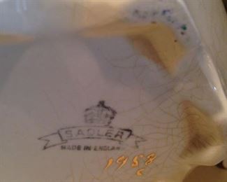 Sadler teapot - made in England - 1958