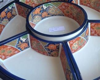 Divided relish server