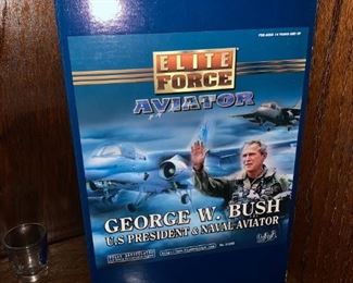 Elite Force Aviator: George W. Bush - U.S. President and Naval Aviator - 12" Action Figure