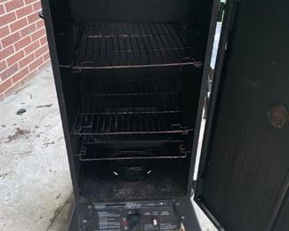 Masterbuilt Smoker