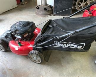 Snapper Lawnmower with Grass Catcher