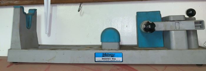 Midway Shooter's Vise