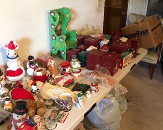 $1 room - lots of good finds worth much more than a $1 but we HAVE to move them!