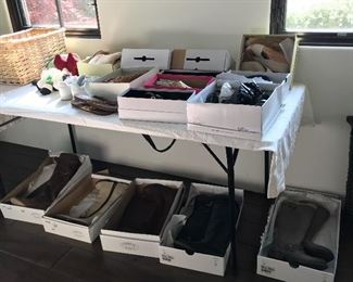 Lots of like new clothing and shoes