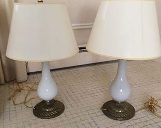 Oyster type lamps