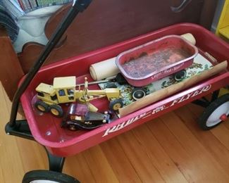 Radio Flyer in newer condition. Small Vintage Radio Flyer in TLC condition.