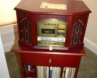 Thomas Pacconi Classics CD / cassette tape / record player with stand, vintage records