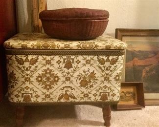 Vintage Eagle and Liberty Bell Sewing Bench: $24.00