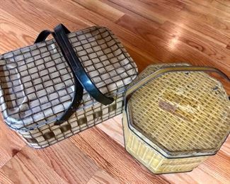 Fun vintage large tin baskets!