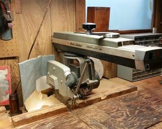 Black & Decker/DeWalt radial arm saw (bench is also for sale)