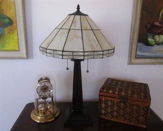 Tiffany-Style Table Lamp & Vintage Anniversary Clock