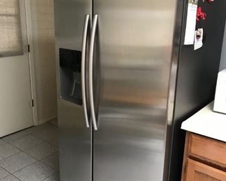 SAMSUNG REFRIGERATOR, 3 YEARS NEW