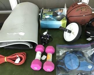 Assorted home gym items