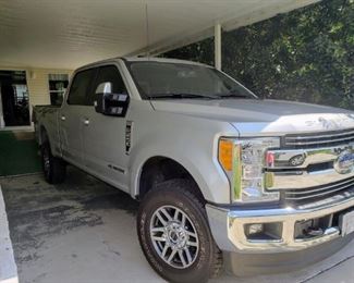 2017 FORD 250 LARIAT DIESEL..
PRICE WILL BE OUT DAY BEFORE