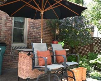 OUTDOOR BAR, UMBRELLA, BAR STOOLS