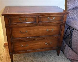 SMALL DRESSER