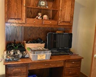 DESK