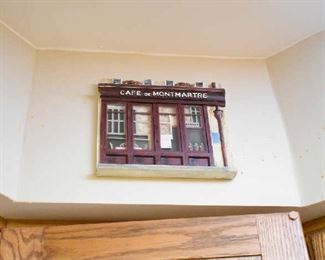 WALL DECOR